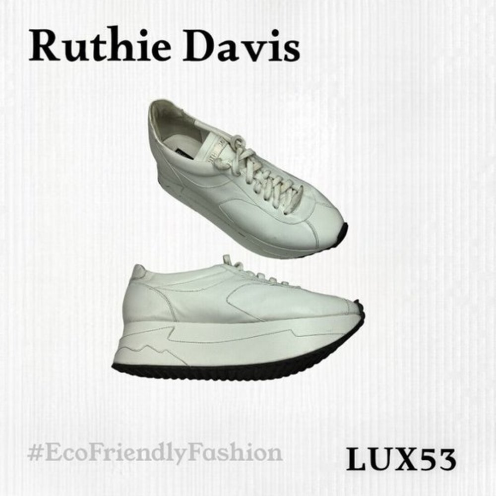 Ruthie Davis Womens White Mid Top Lace Up Wedge Sneaker European Size 39